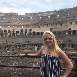 Meet your Posher, Macey